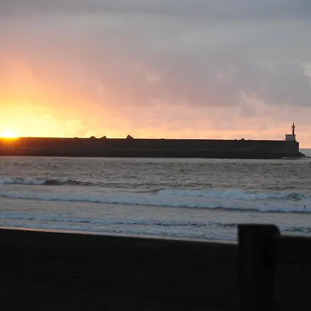 Nocleg ze śniadaniem Rompiente Norte Surfcamp